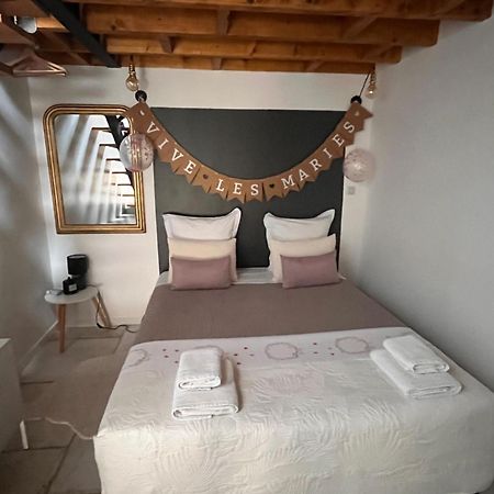 Le Nid D'Isa Bed and Breakfast Hautvillers Eksteriør billede