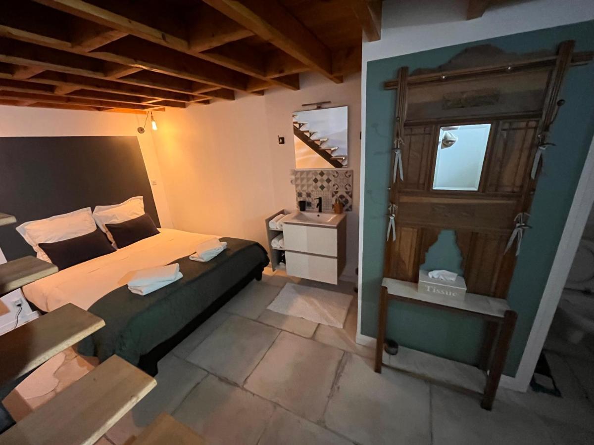 Le Nid D'Isa Bed and Breakfast Hautvillers Eksteriør billede