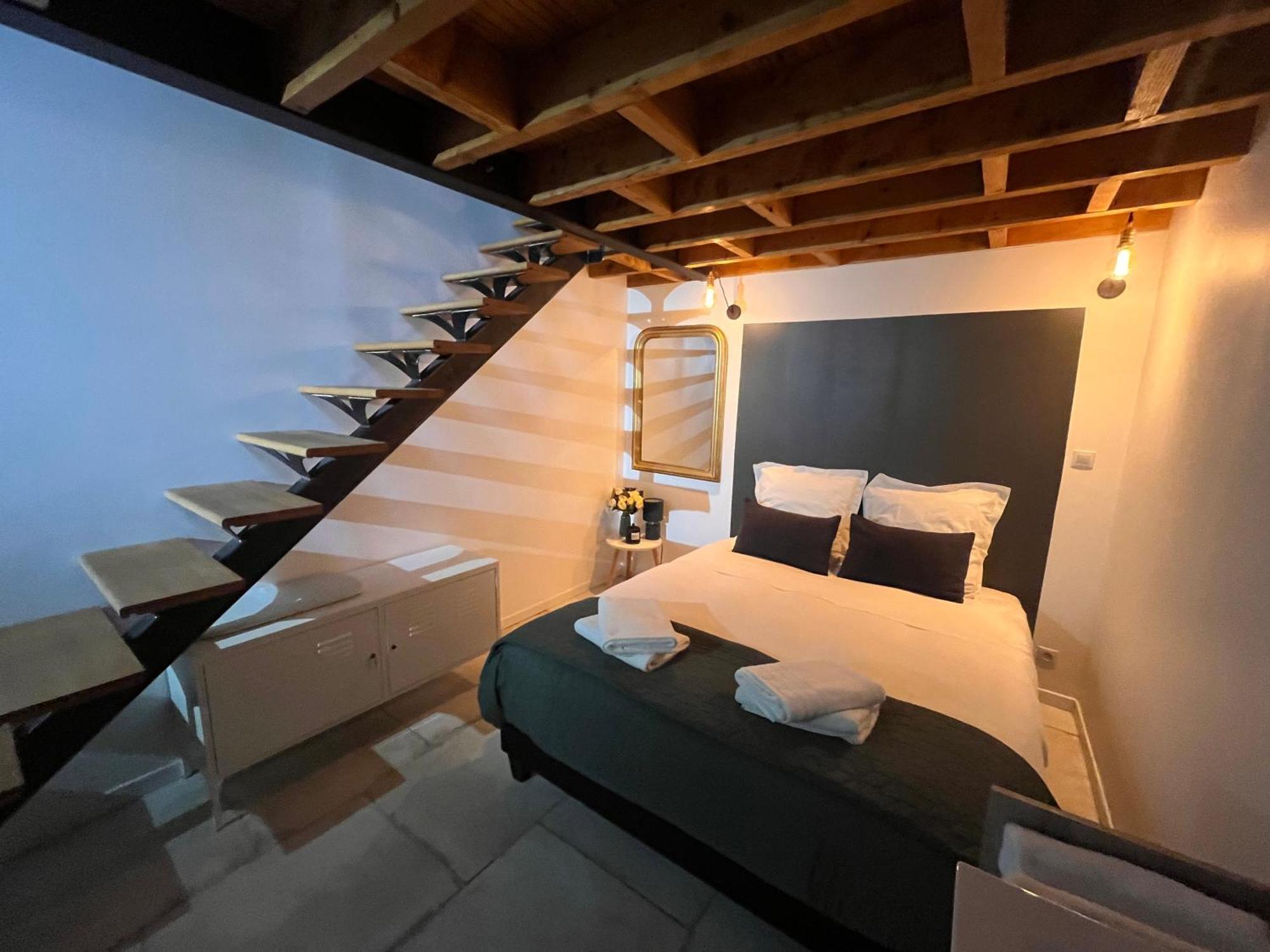 Le Nid D'Isa Bed and Breakfast Hautvillers Eksteriør billede